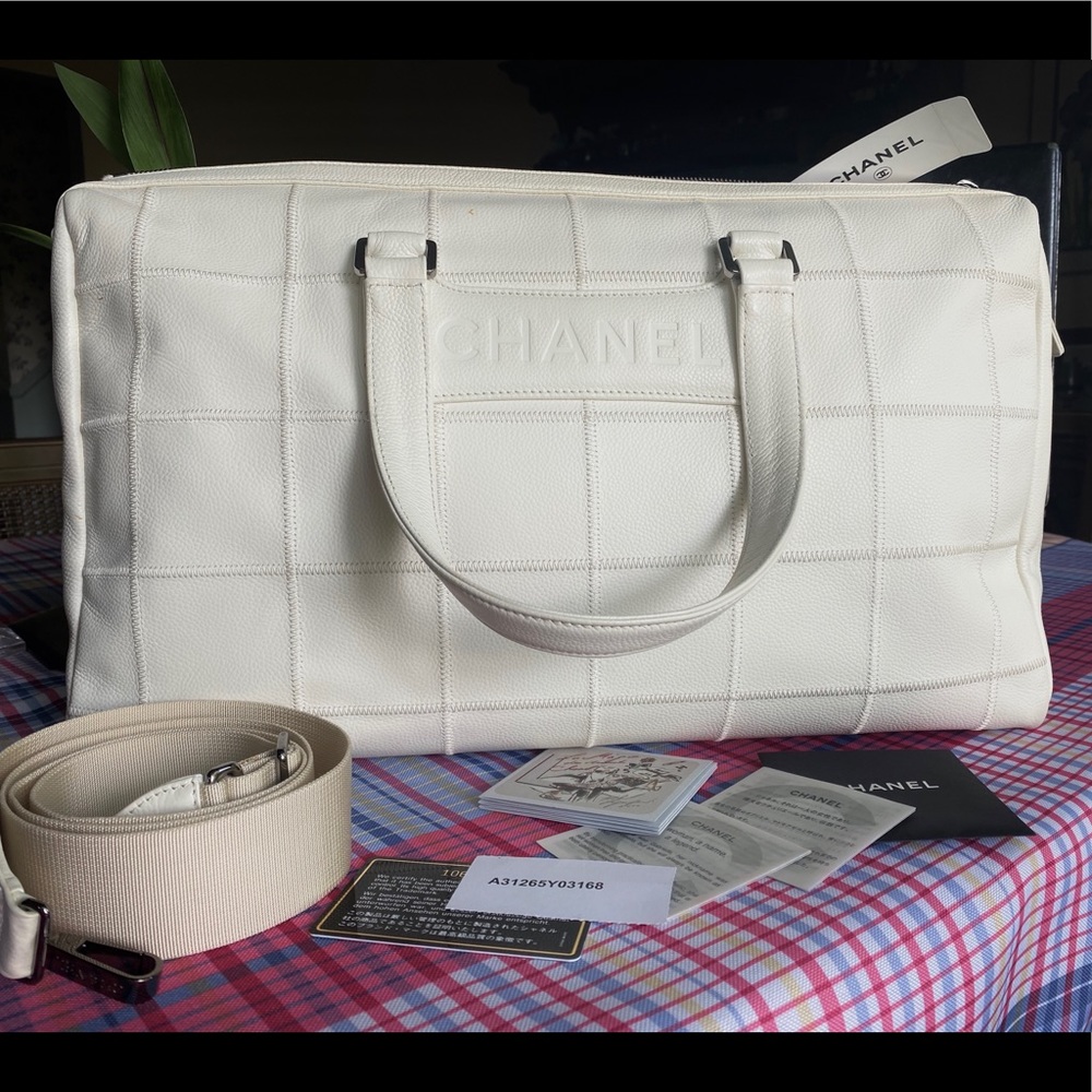 Chanel Duffle Quilted Caviar Weekend Boston Bag